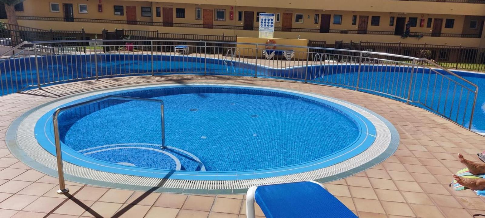Firstline Apartment Los Cristianos อาโรนา ภายนอก รูปภาพ