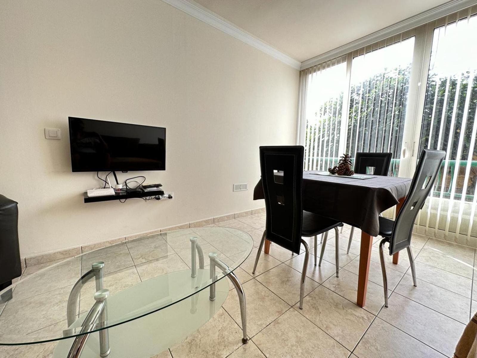 Firstline Apartment Los Cristianos อาโรนา ภายนอก รูปภาพ