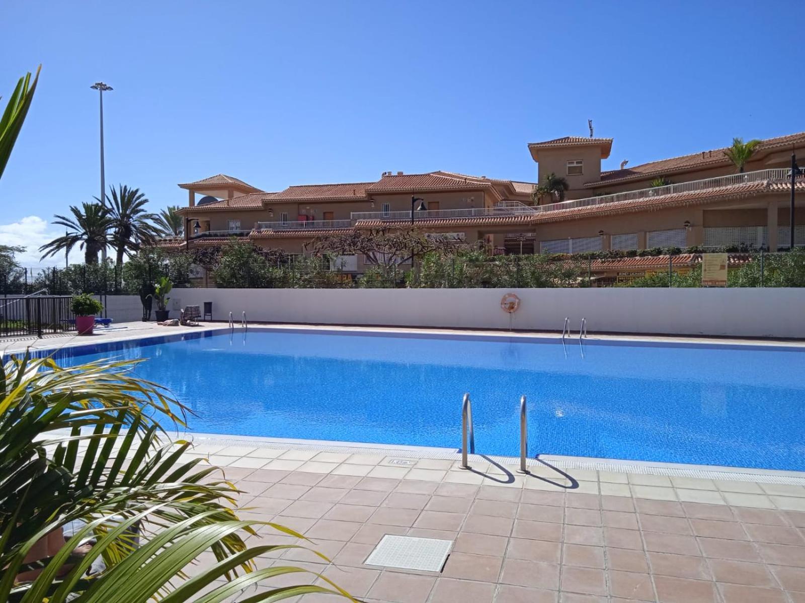 Firstline Apartment Los Cristianos อาโรนา ภายนอก รูปภาพ