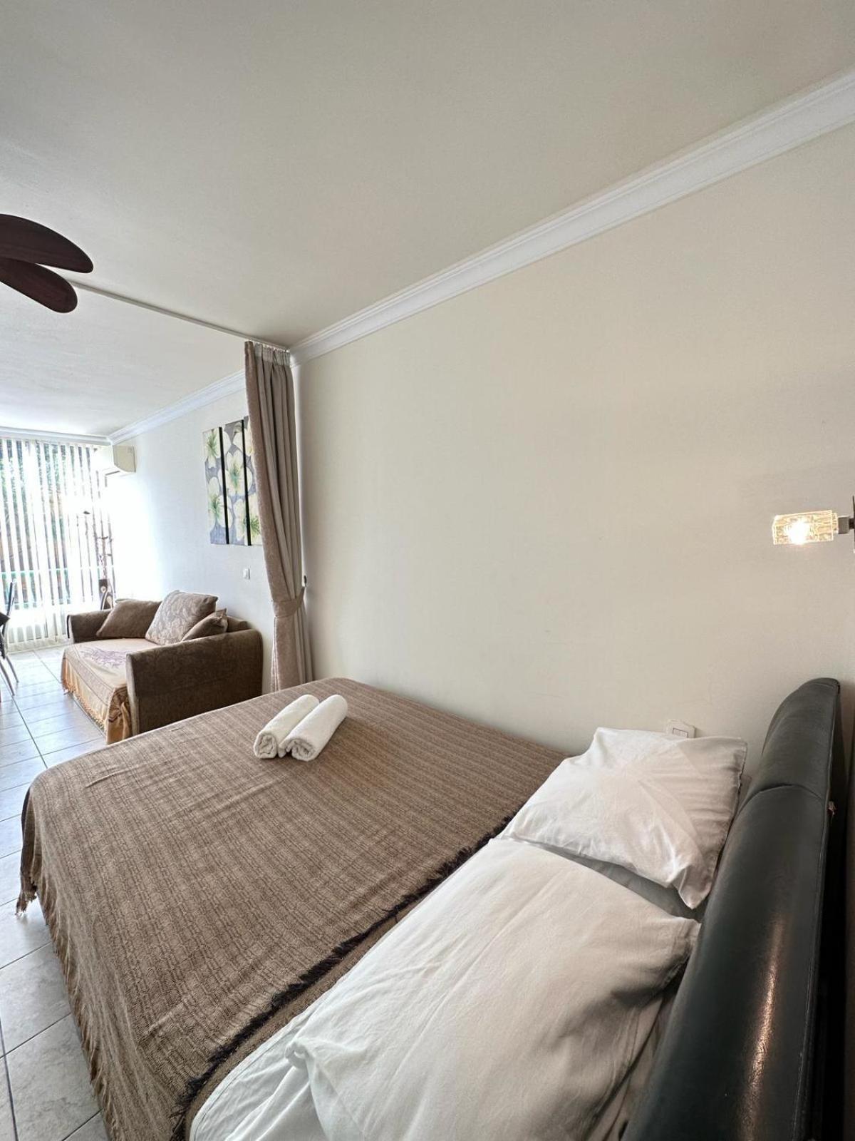 Firstline Apartment Los Cristianos อาโรนา ภายนอก รูปภาพ