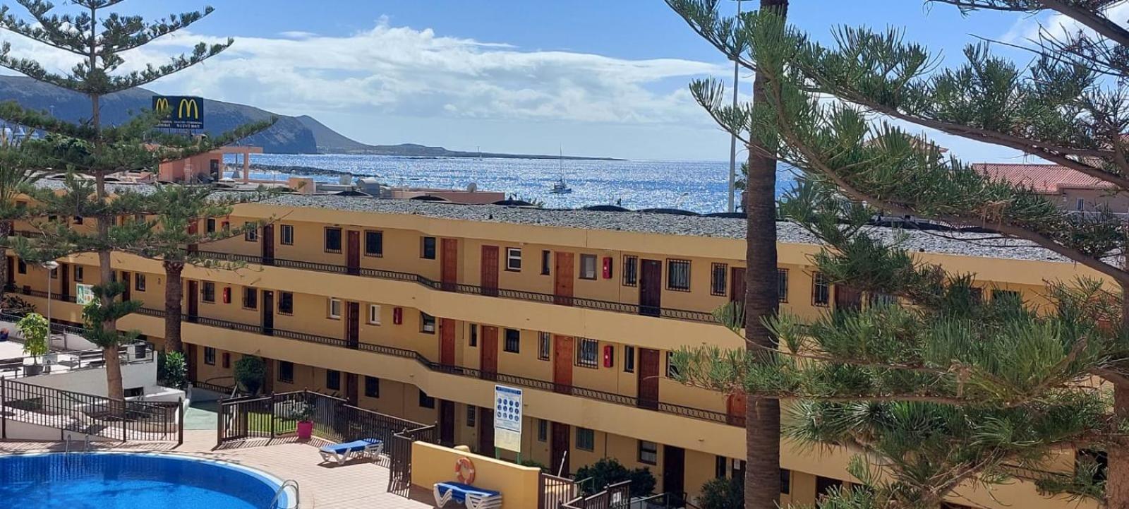Firstline Apartment Los Cristianos อาโรนา ภายนอก รูปภาพ
